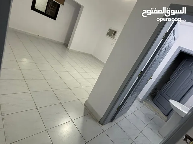 160 m2 4 Bedrooms Apartments for Rent in Al Madinah Al Aridh