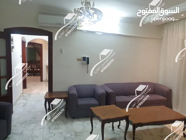 250 m2 4 Bedrooms Apartments for Rent in Amman Al Rabiah
