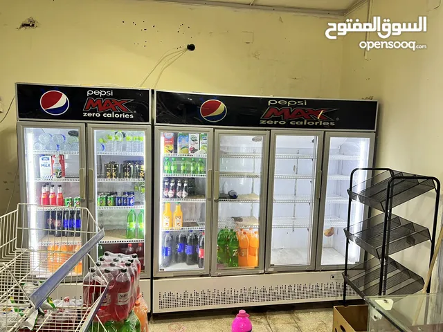 محل مواد غذائية للبيع