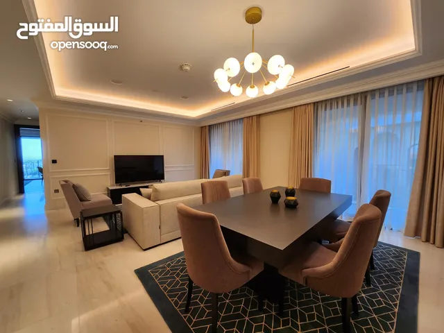 شقة فاخرة للايجار في Ritz Carlton ( Property 36650 ) سنوي فقط