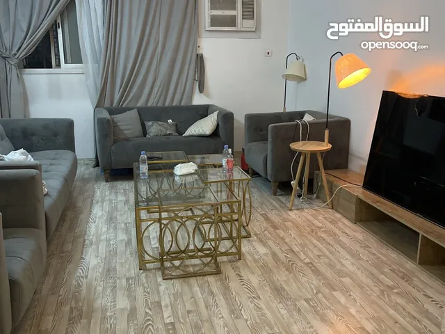 100 m2 3 Bedrooms Apartments for Rent in Al Riyadh Al Qadisiyah