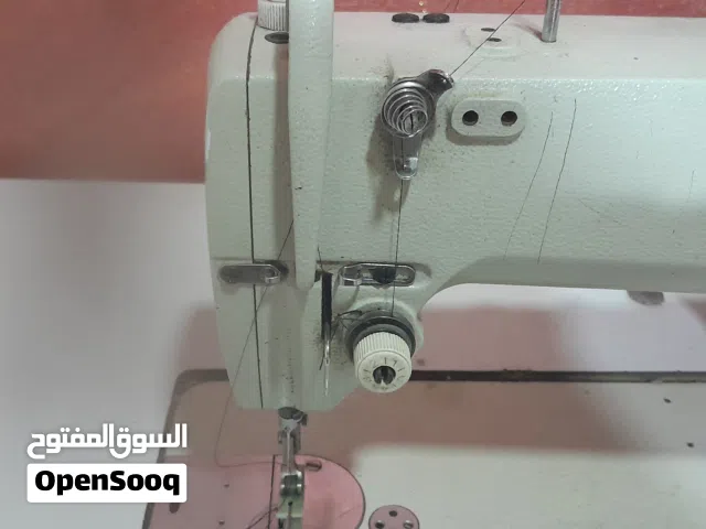 ماكنة خياطه صناعيه