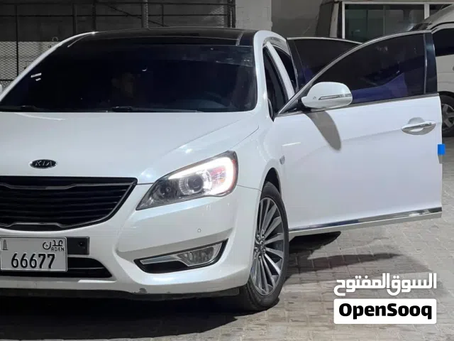 2013 كيا كادينزا Premium