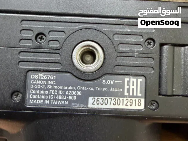 كاميرا كانون250 مع عدستين وملحقاتها