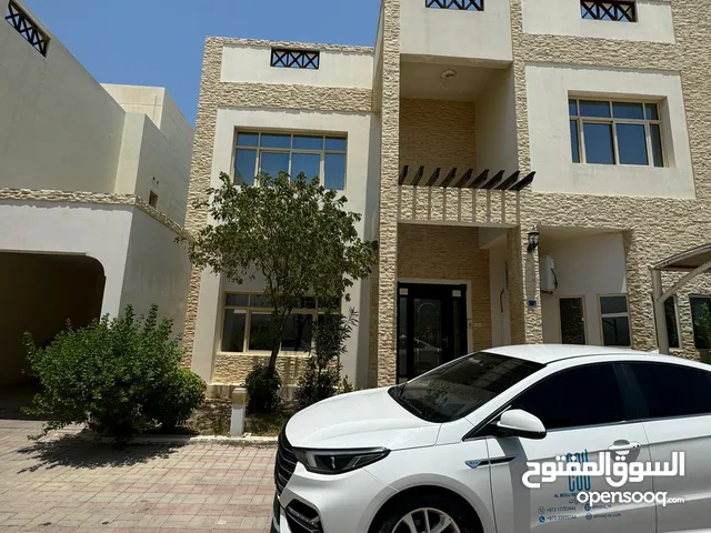 1 m2 4 Bedrooms Villa for Rent in Northern Governorate Al Janabiyah