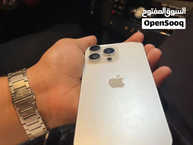 السلام عليكم ورحمة الله وبركاته ايفون15 برو ماكس هاتف محلي عيب لا بطارية 88 وقلب كيف متبي