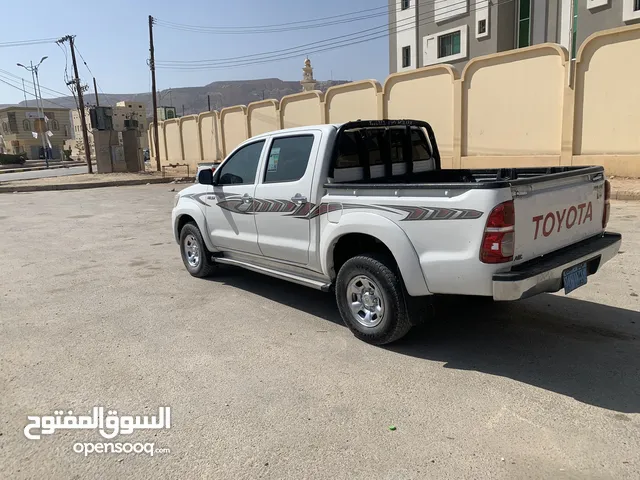 Used Toyota Hilux in Seiyun