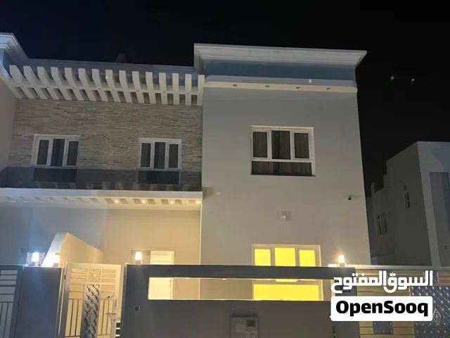 فيلا راقيه بموقع مميز بالمعبيله باقل من سعر السوق للمنطقه