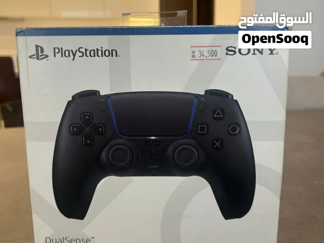 Black Playstation 5 controller only a small problem with r2 and l2 talk to me we can try to negotiat