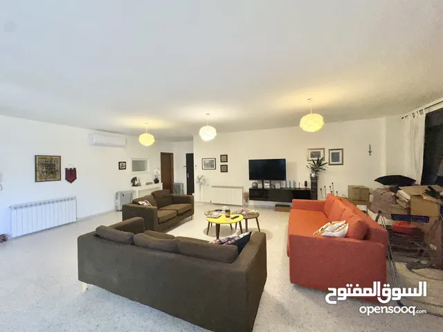 شقةً مميزة والعمارة مميزة