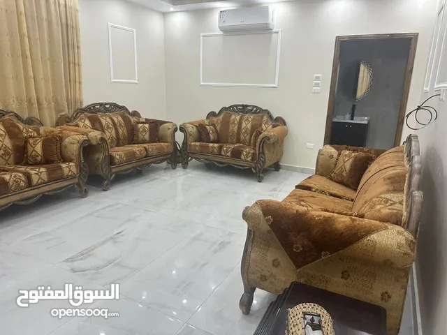 طقم 12 مقعد للبيع المستعجل