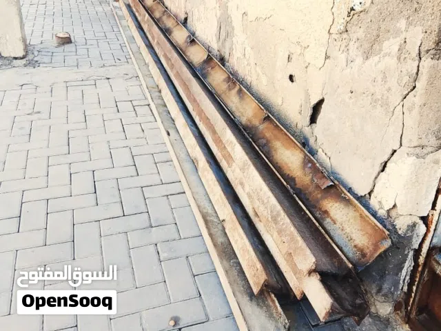 شلمانات   العدد 3 الطول 5 امتار 10وعشره سم  الوحده 100الف ولثنين 200الف