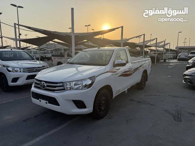 تويوتا هايلكس موديل 2022 سنجل كبينه