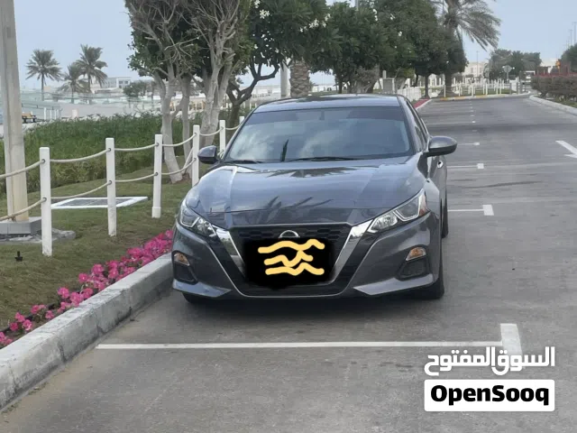 2021 نيسان التيما S