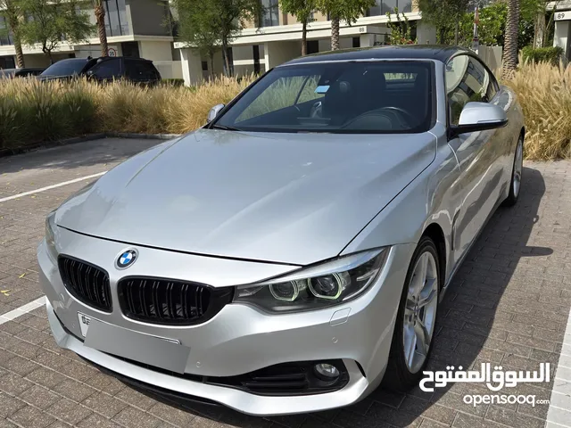 LOW MILLAGE BMW 430i convertible