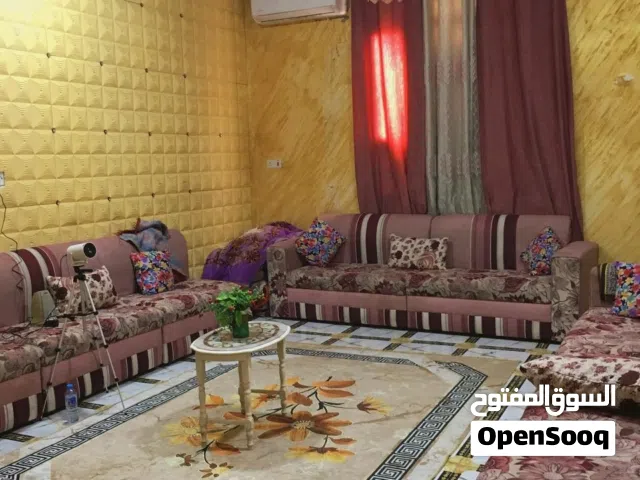 175 m2 3 Bedrooms Townhouse for Sale in Basra Amitahiyah