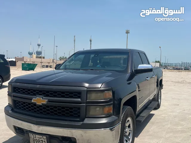 Chevrolet Silverado 2014 in Kuwait City