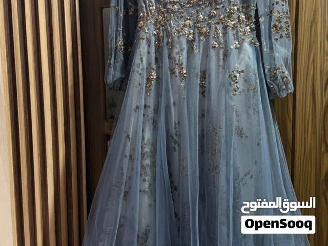 فستان للمناسبات