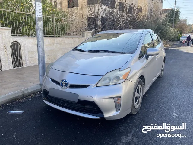 Used Toyota Prius in Amman