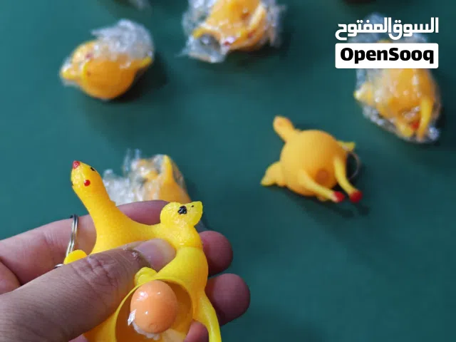 ميداليات باشكال غريبة