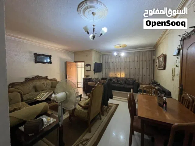 135 m2 3 Bedrooms Apartments for Sale in Amman Jabal Al Zohor