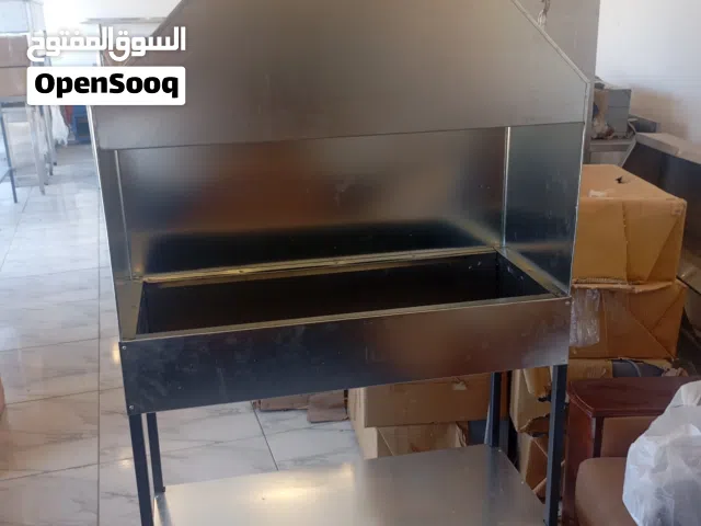 شواية فحم  مع هود (مدخنة) :للبيع شواية فحم احترافية مصنوعة من الحديد المجلفن تصميم متين وعملي جداً،