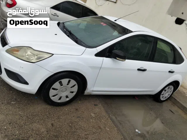 2009 فورد فوكس Standard