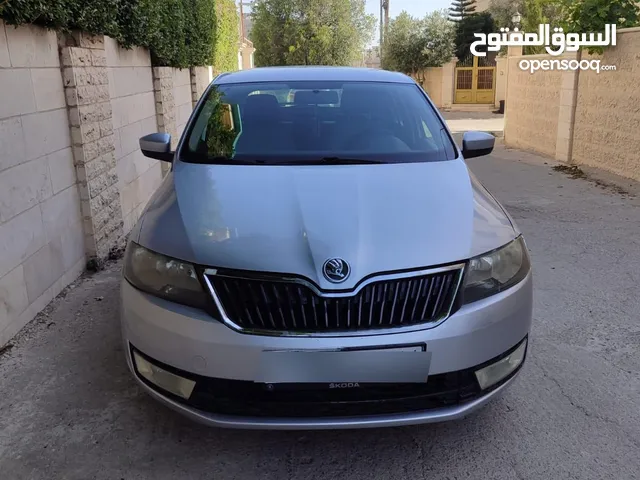 سكودا رابيد جير عادي متور 1,2 تيربو