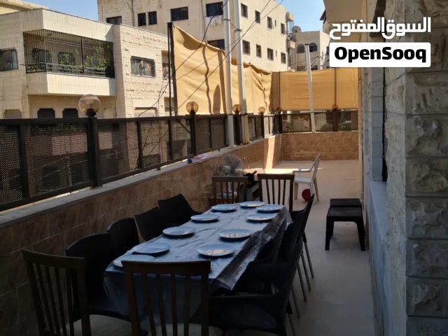 شقة طابقية ديلوكس مع ترسات واسعة للبيع (روف طابقي)جبل الحسين من المالك مباشرة 303 متر مربع بالكوشان