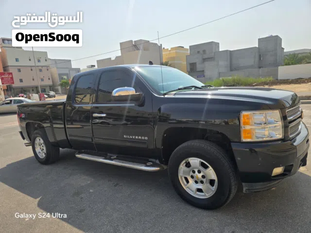 Used Chevrolet Silverado in Northern Governorate