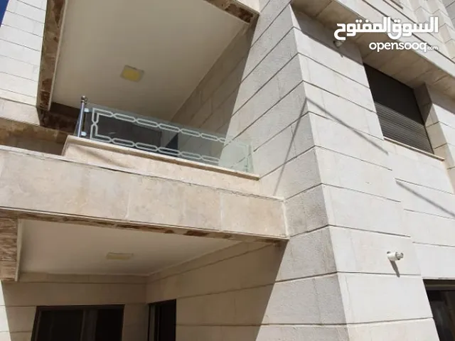 215 m2 4 Bedrooms Apartments for Sale in Amman Abdoun