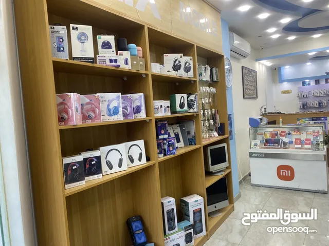 محل تلفونات شغال وسمعه ممتازه للبيع