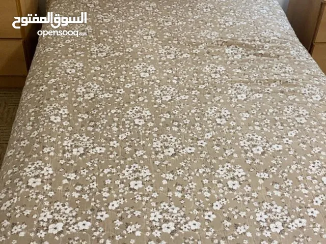 تخت مفرد و نص جديد مرتب كتير و حلو