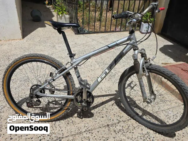 دراجه هوائيه GT) Triple Triangle) المنيوم خفيف جدا صحراوي جبليه Mountain Bike - MTB امريكي