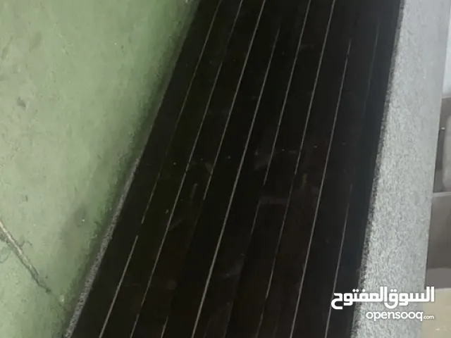 بار للبيع شايش وخشب