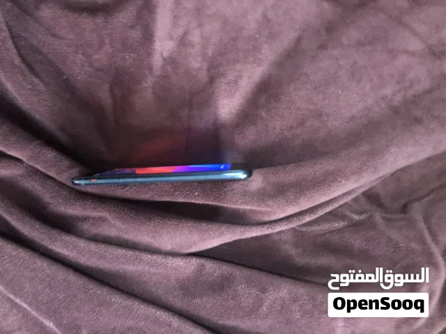 Apple iPhone SE 2 64 GB in Ramallah and Al-Bireh