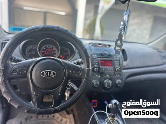 2012 كيا فورتي GT