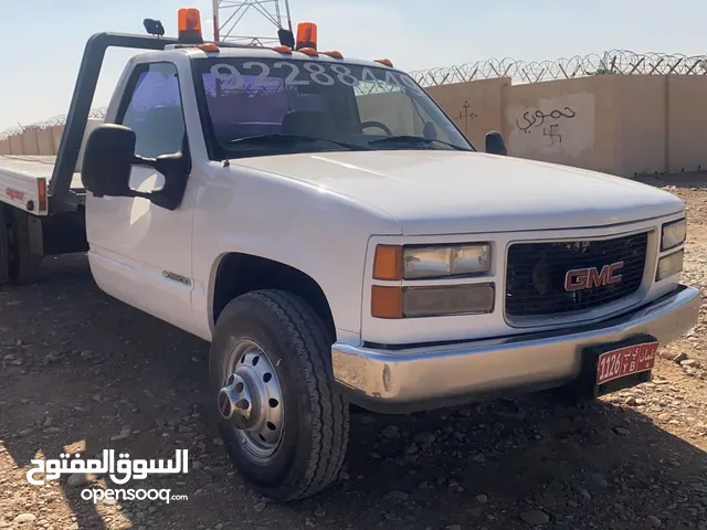 Flatbed GMC 1994 in Al Sharqiya