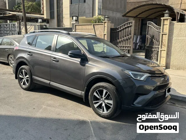 2018 تويوتا راف فور LE