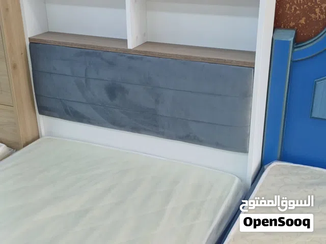 أربع أسره مستعملة مع الدواشق كالجديد