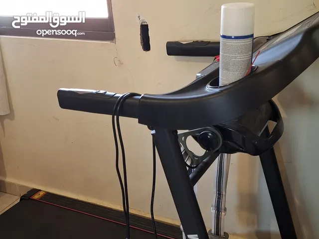 جهاز رياضي بحالة الجديد استعمال بسيط جدا مع كامل مستلزماته