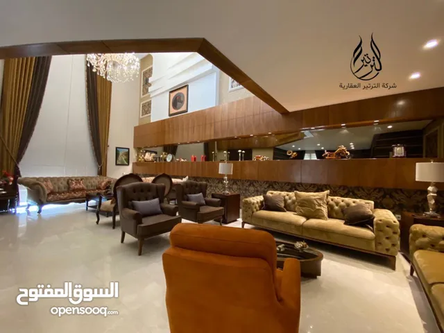 1340m2 More than 6 bedrooms Villa for Sale in Amman Dabouq
