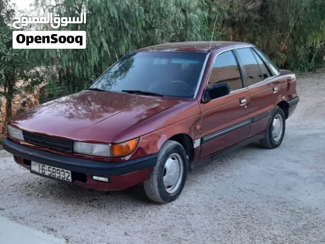 1991 ميتسوبيشي لانسر Standard