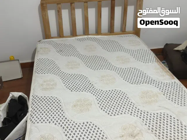 سرير ومرتبه طبيه