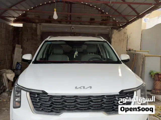 2024 كيا سورينتو Standard