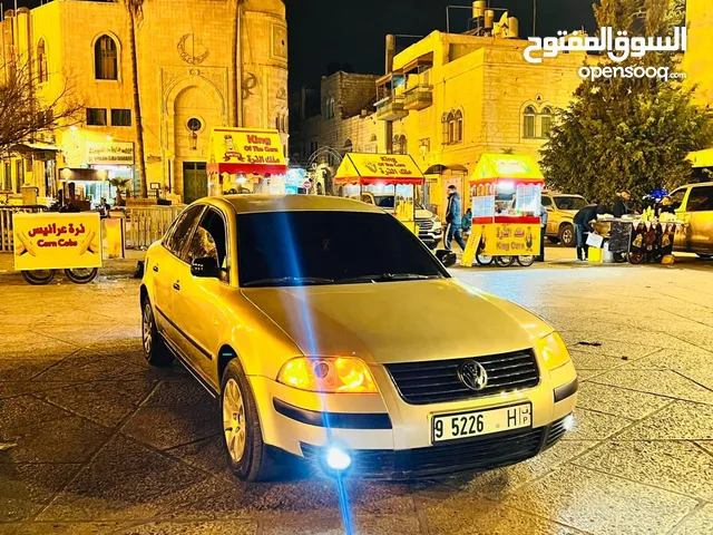 سيارة باسات فراشة 2003
