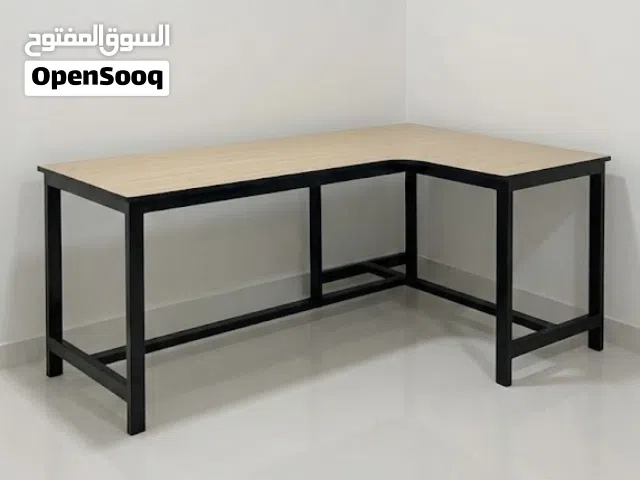 طاولة بشكل حرف L للبيع
