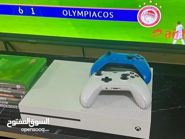 Xbox one s with three controller and 7 games