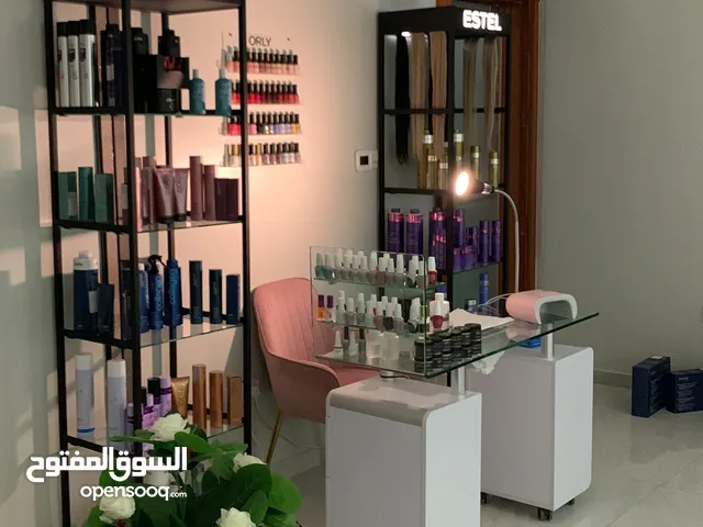 صالون نسائي للبيع بمنطقة البرشاء 1 داخل فندق جاهز بالكامل للاستلام والعمل مباشر الاستلام