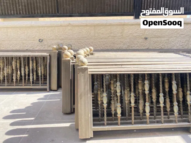 حمايات صور خارجي متوفر 33 متر طولي بحال الوكاله حديد ثقيل و مجدل 20